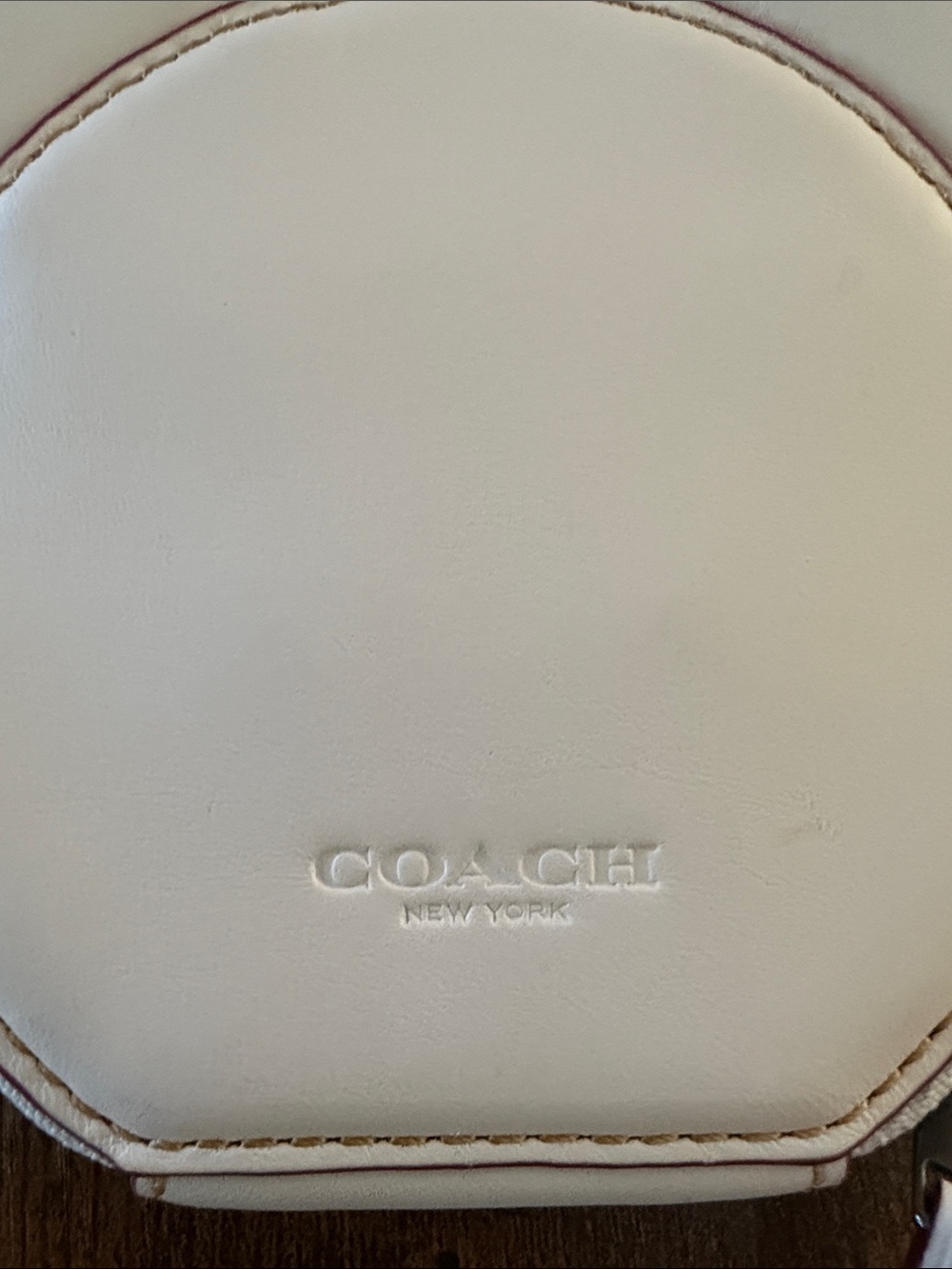 Coach Cream Mouse Ear Coin Purse - Picture 3 of 12